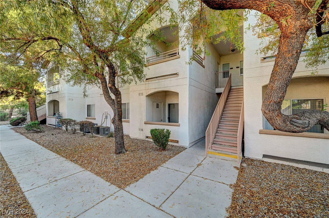5650 East Sahara Avenue 2030