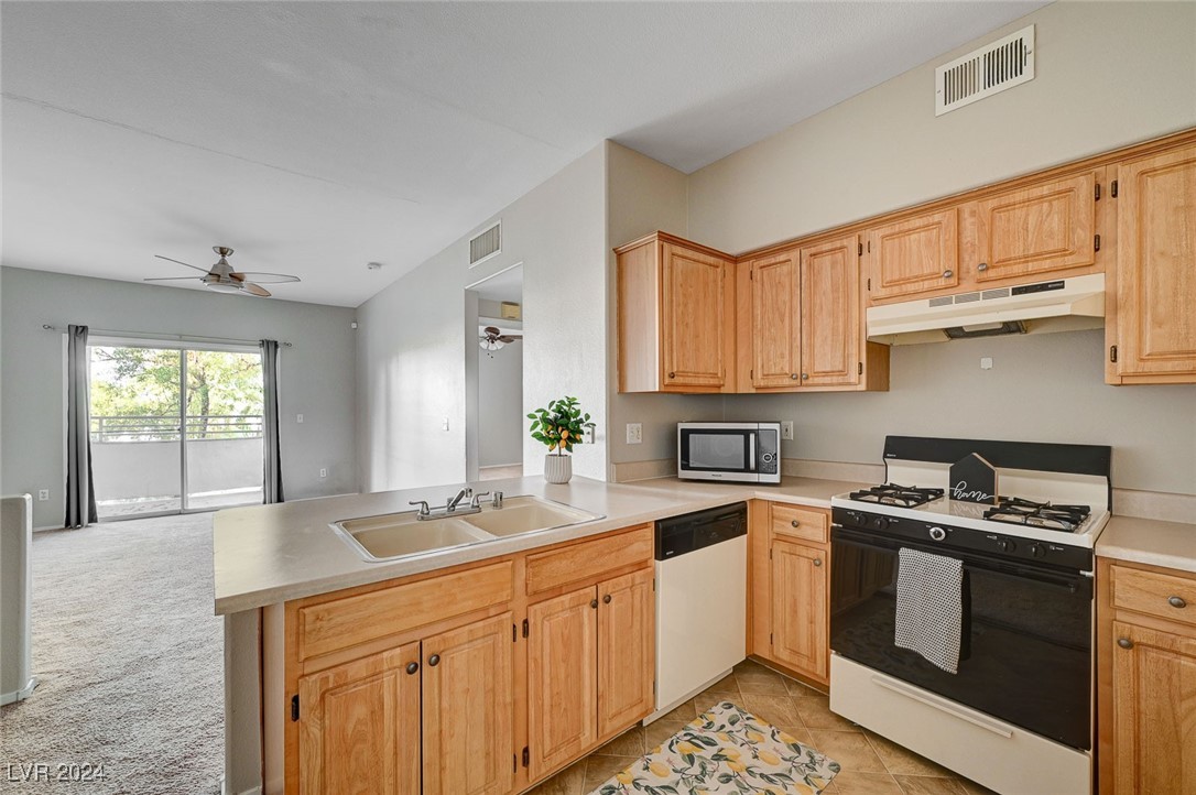 5650 East Sahara Avenue 2030