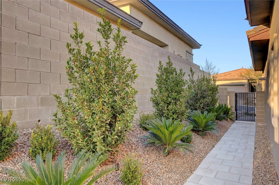 12453 Skyracer Drive