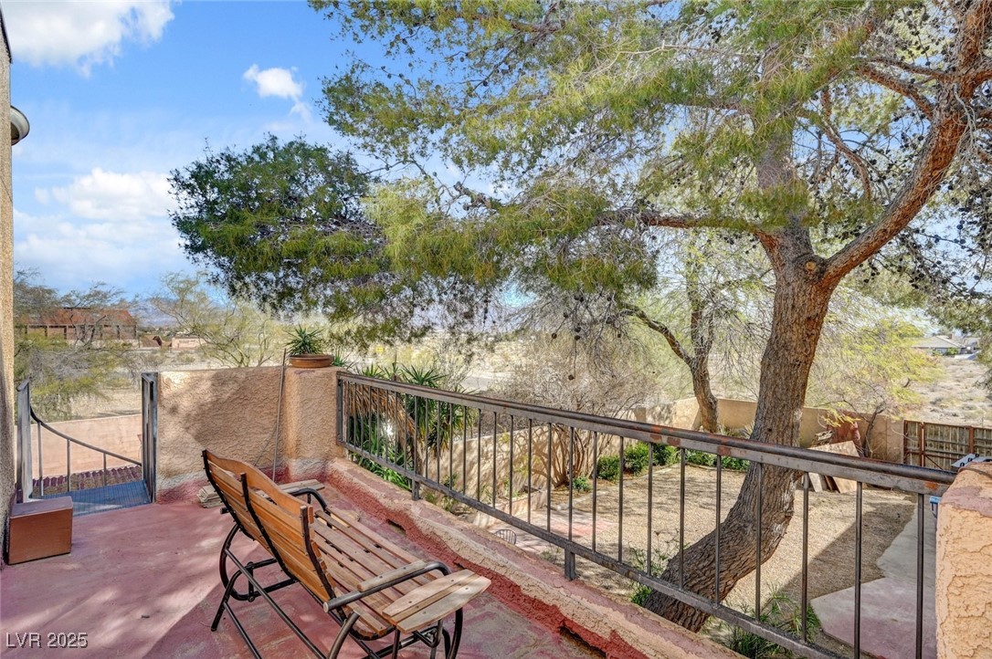 5785 North Tee Pee Lane