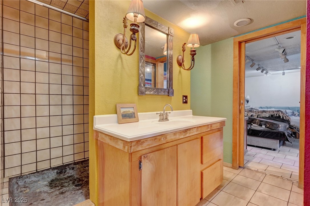5785 North Tee Pee Lane