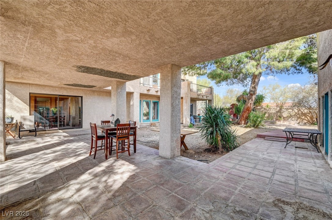 5785 North Tee Pee Lane