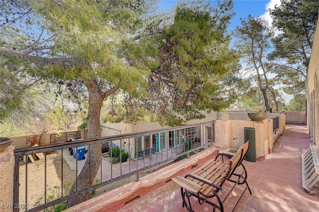 5785 North Tee Pee Lane