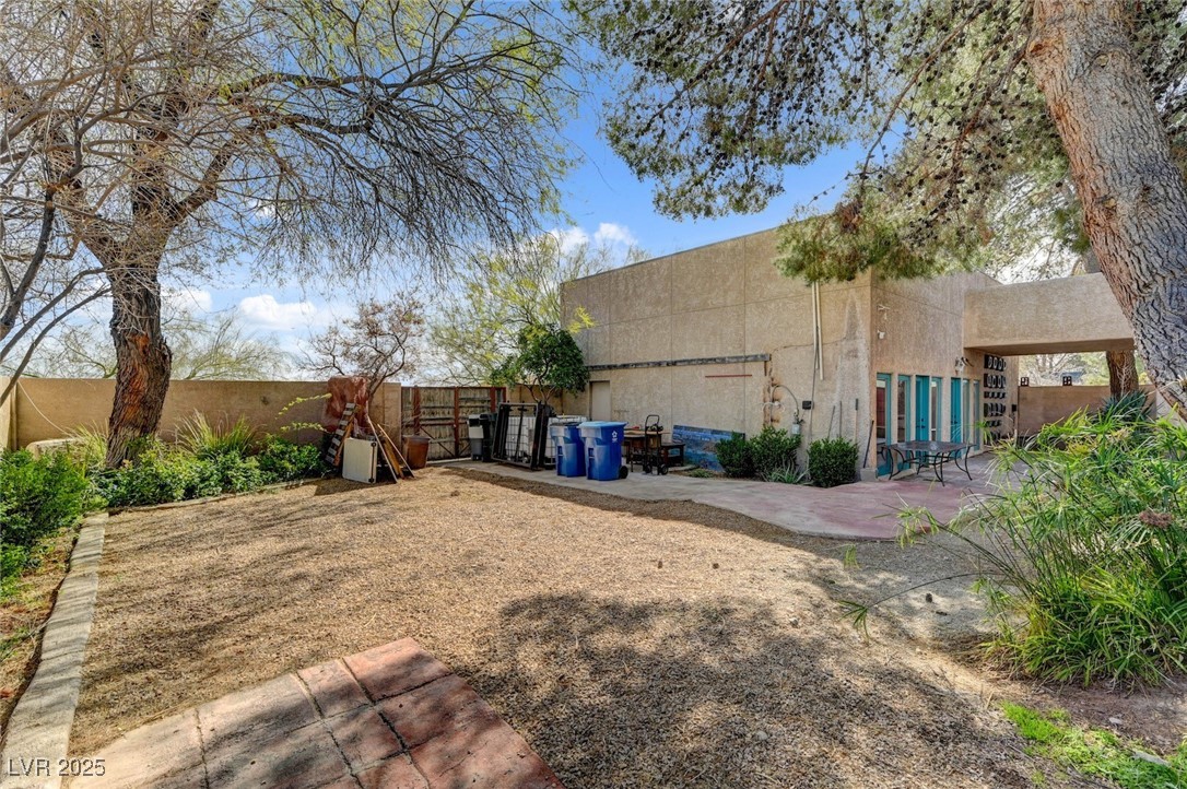 5785 North Tee Pee Lane