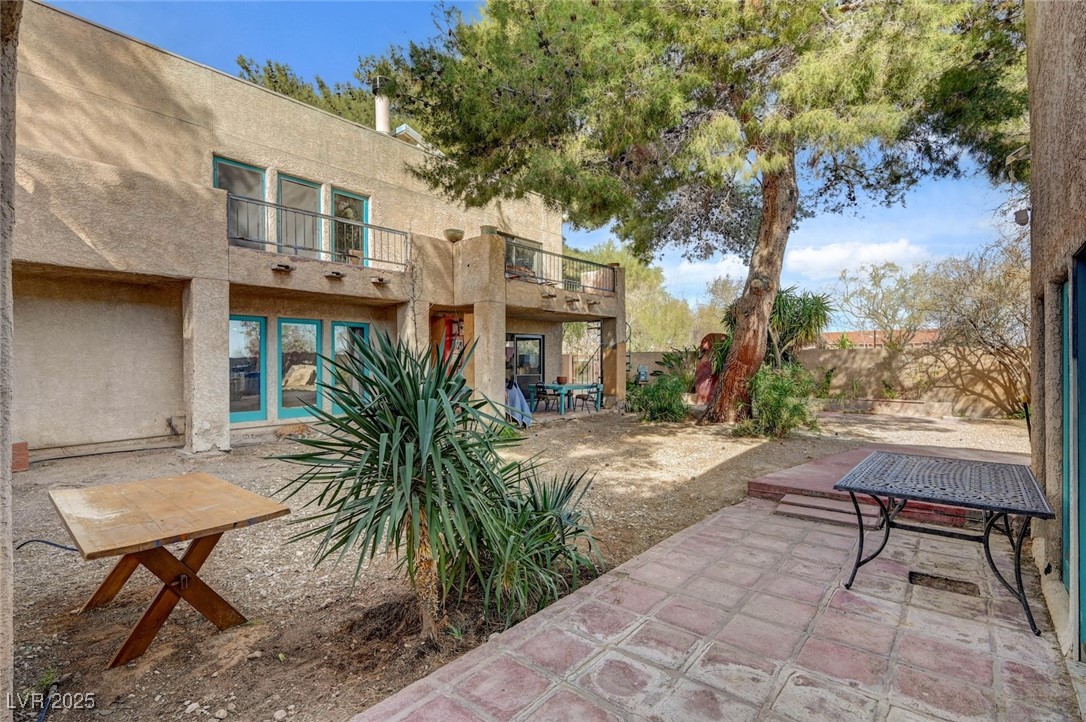 5785 North Tee Pee Lane