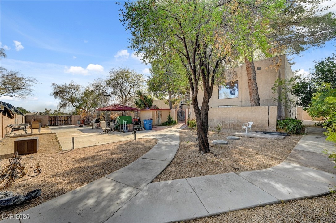 5785 North Tee Pee Lane
