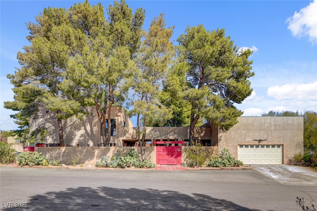 5785 North Tee Pee Lane