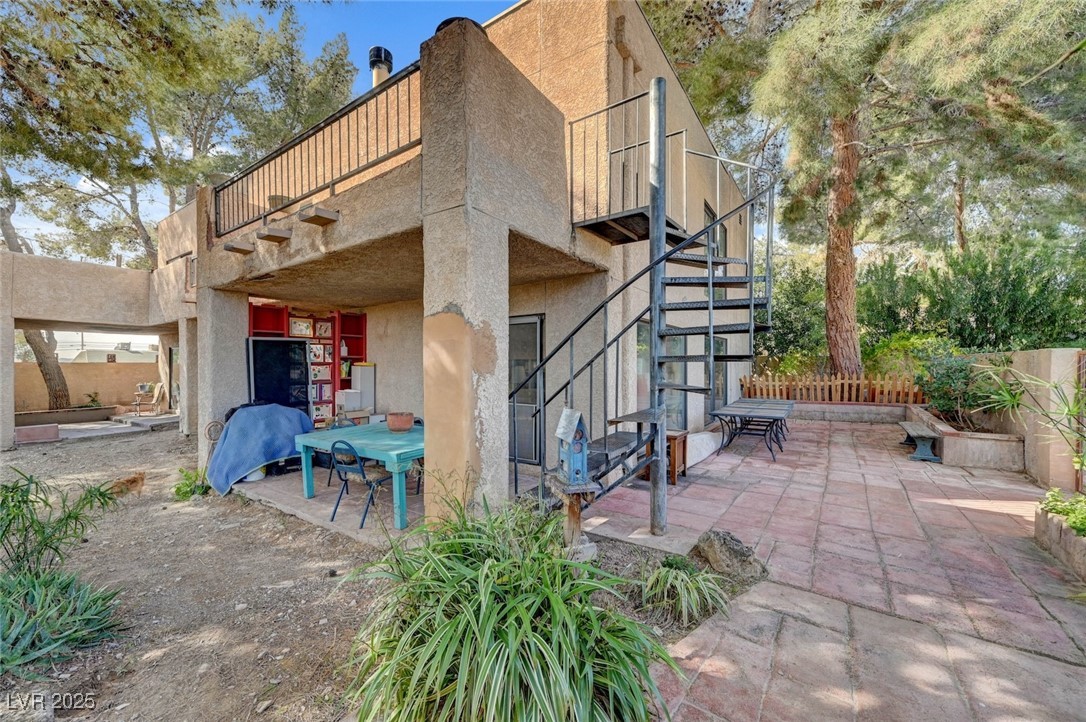 5785 North Tee Pee Lane