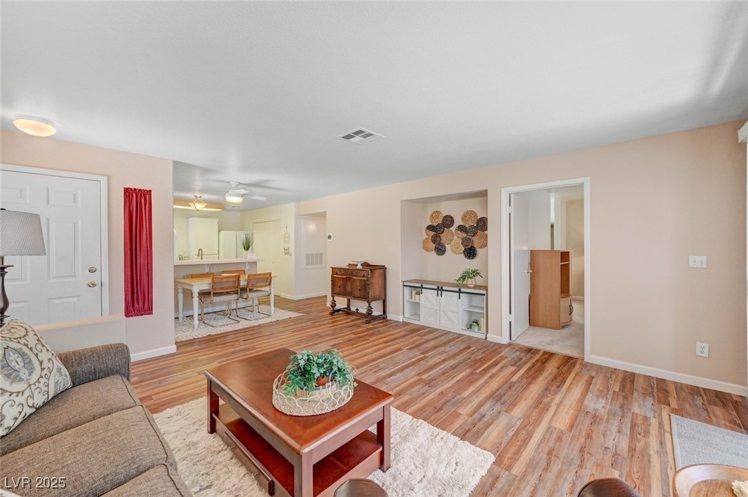 3125 North Buffalo Drive 1091