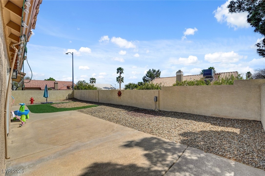 7701 White Grass Avenue