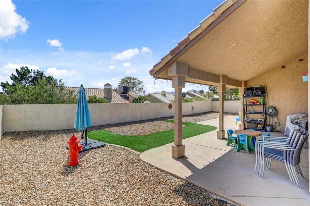 7701 White Grass Avenue
