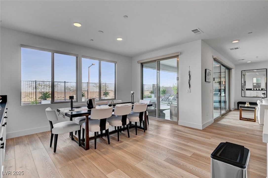 472 Windstone Crest Avenue