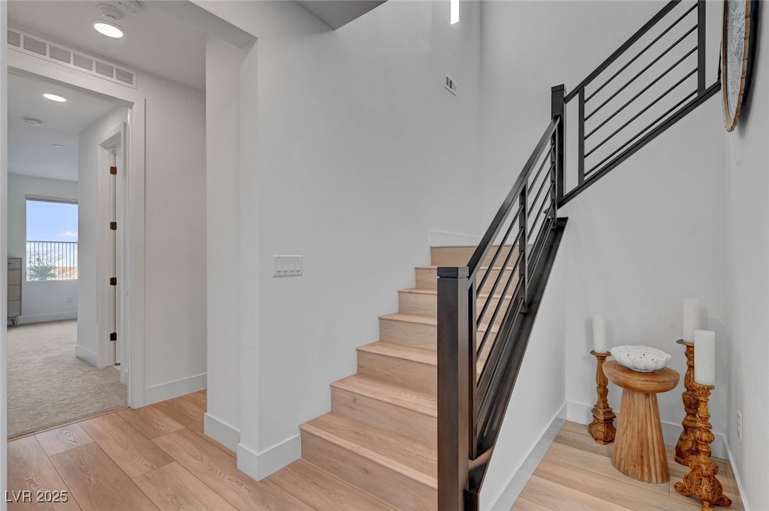 472 Windstone Crest Avenue