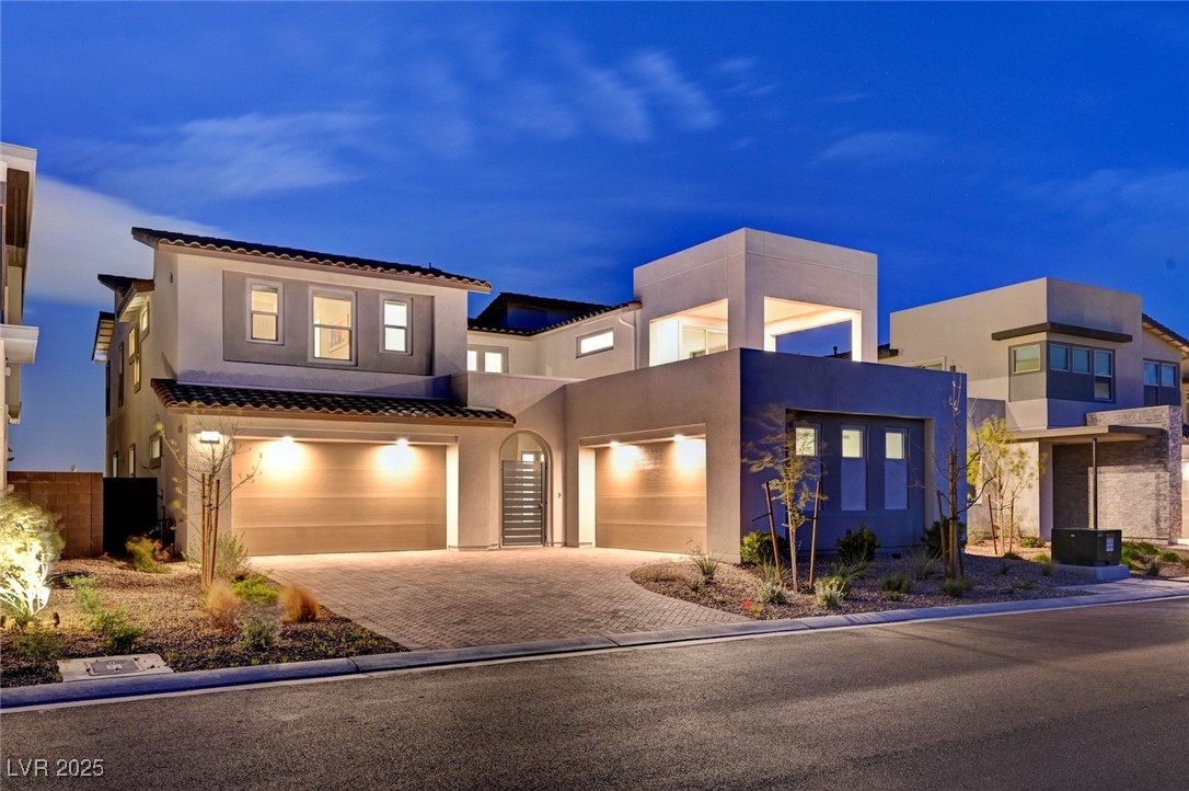 472 Windstone Crest Avenue