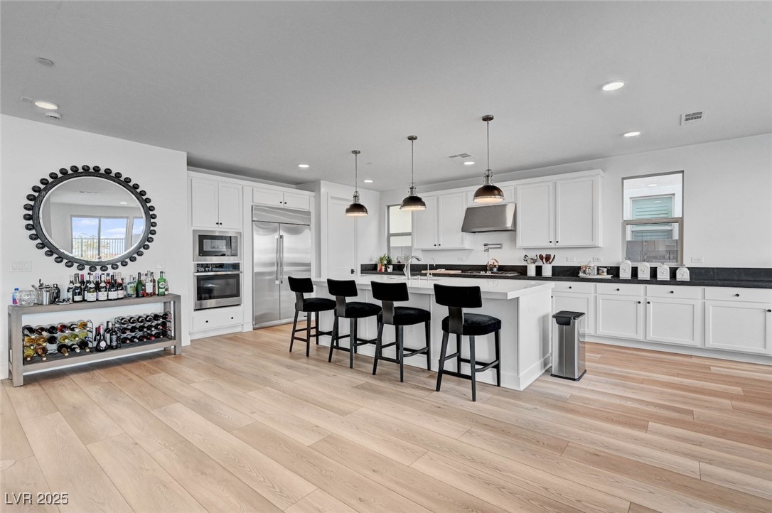 472 Windstone Crest Avenue