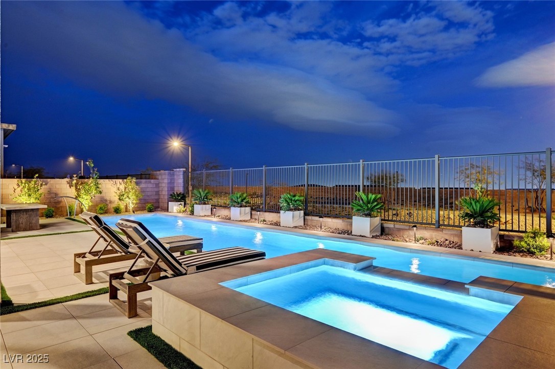 472 Windstone Crest Avenue