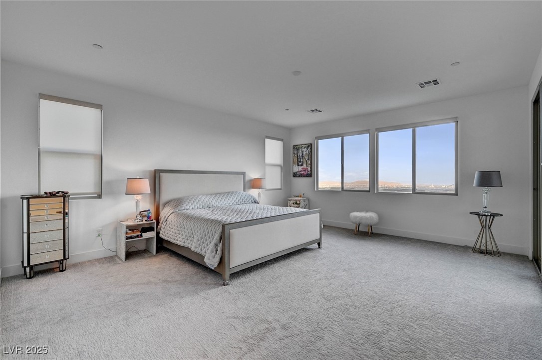 472 Windstone Crest Avenue