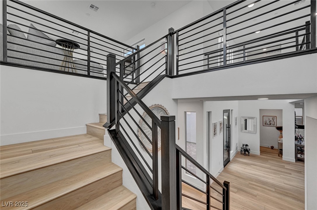 472 Windstone Crest Avenue