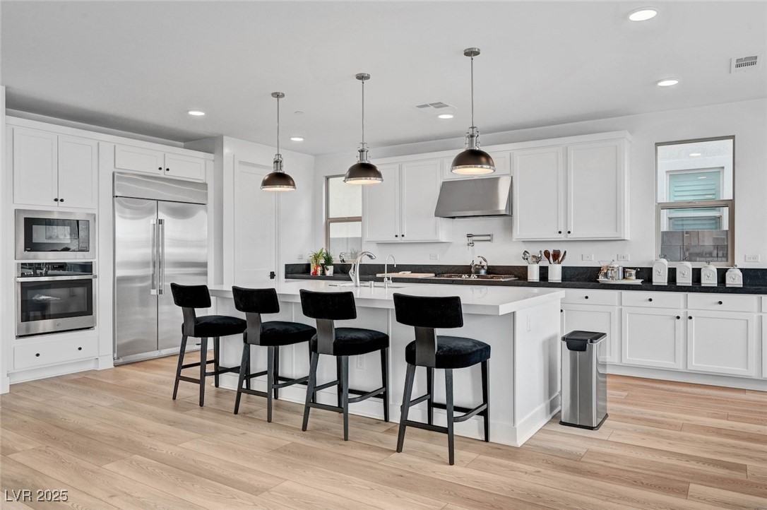 472 Windstone Crest Avenue