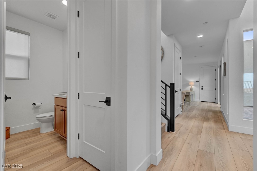 472 Windstone Crest Avenue