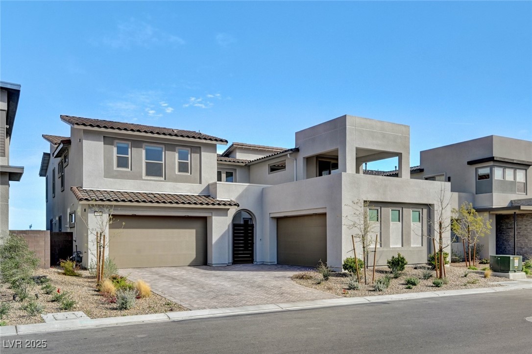 472 Windstone Crest Avenue