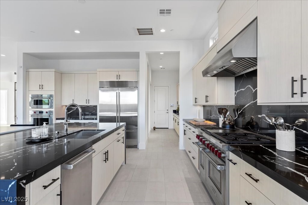 4814 Shady Ridge Drive