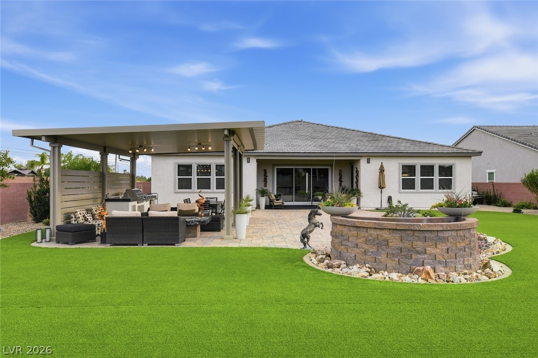 5702 Kings Bluff Avenue