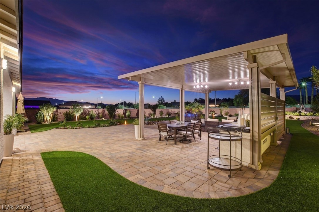 5702 Kings Bluff Avenue