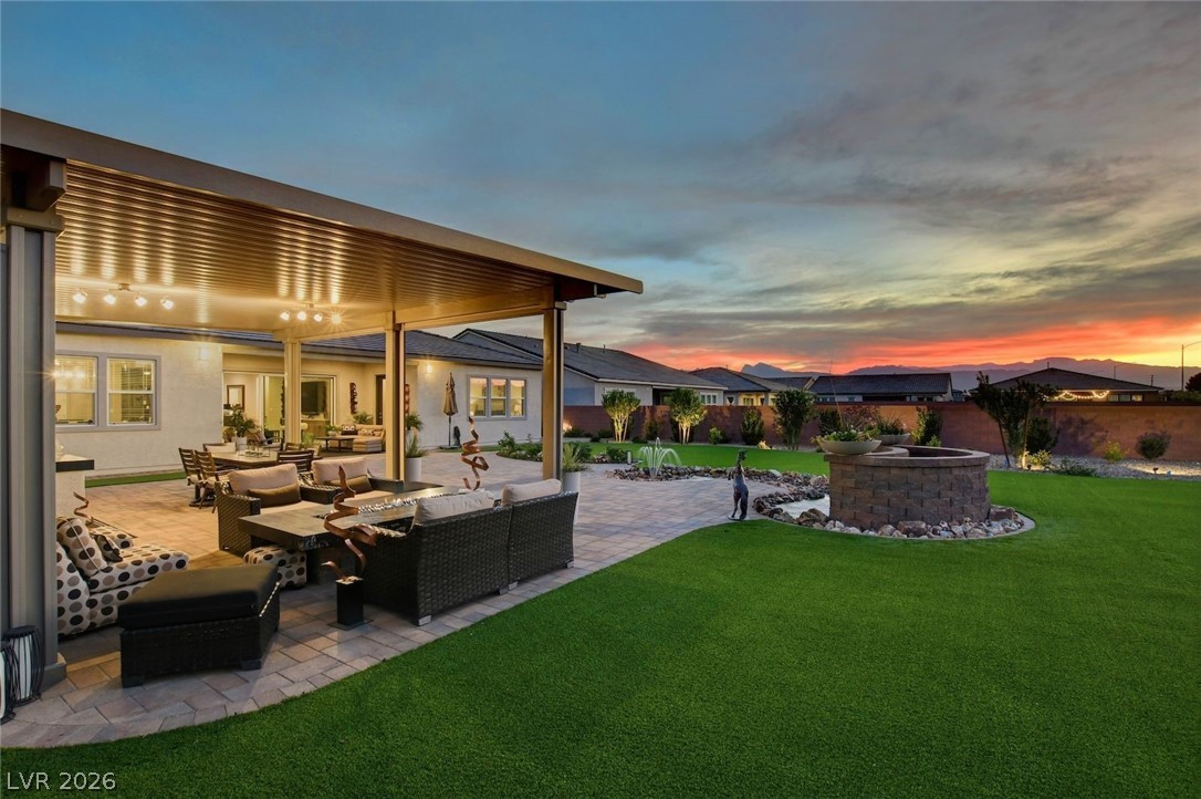 5702 Kings Bluff Avenue