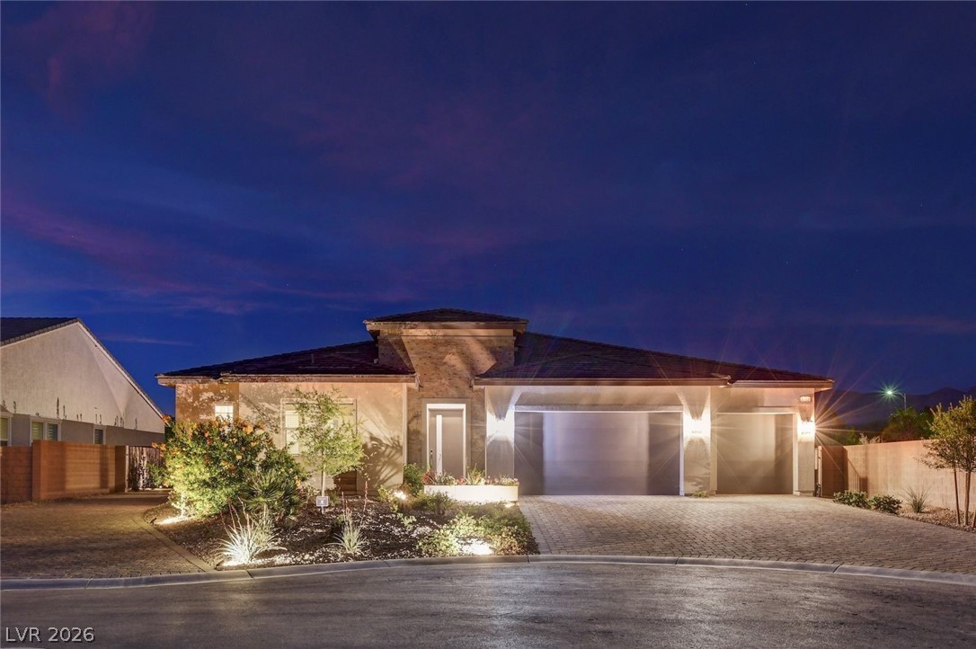 5702 Kings Bluff Avenue