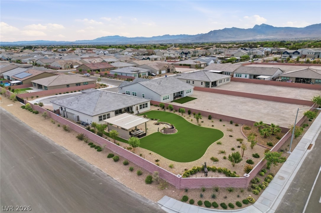 5702 Kings Bluff Avenue