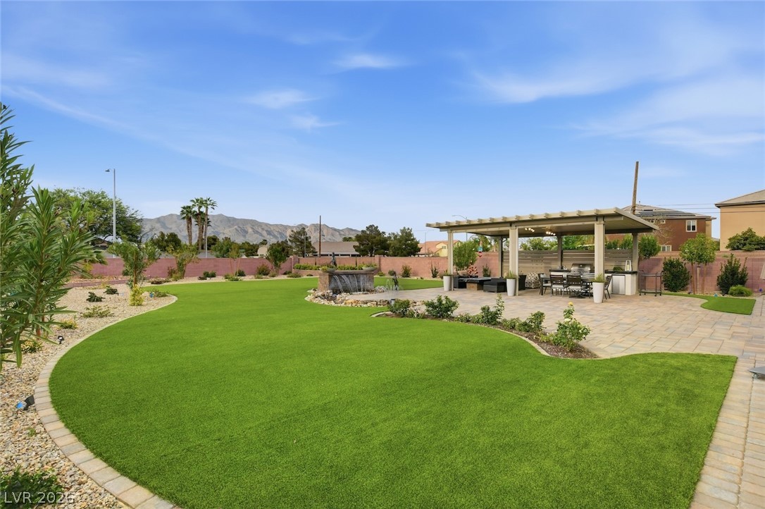 5702 Kings Bluff Avenue