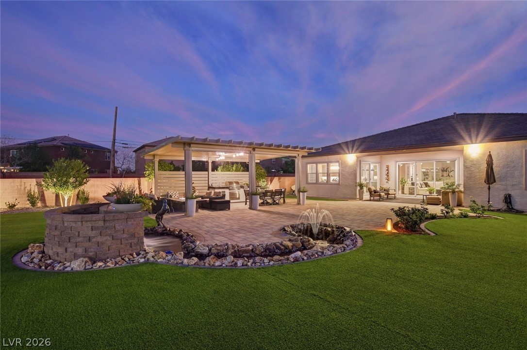 5702 Kings Bluff Avenue