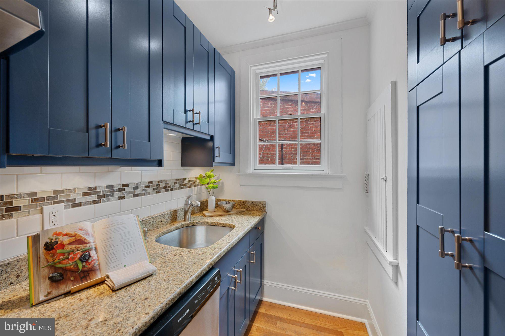 1705 LANIER PLACE NW 402