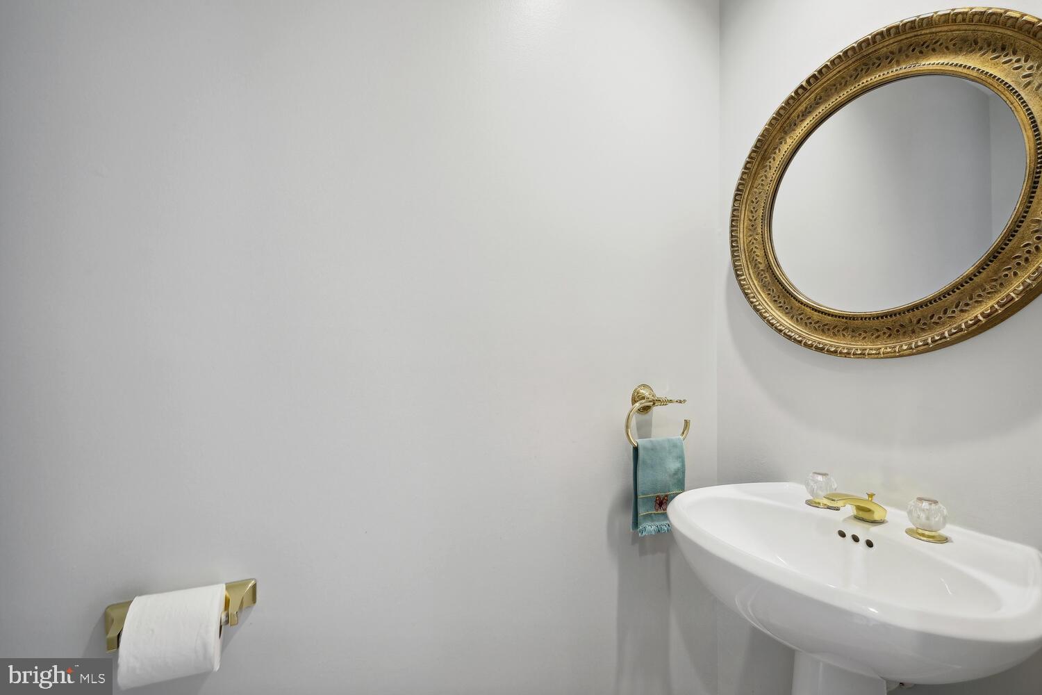 4028 CHANCERY COURT NW