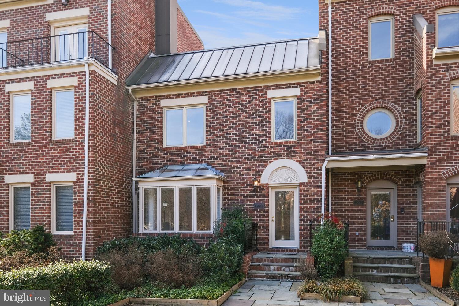 4028 CHANCERY COURT NW