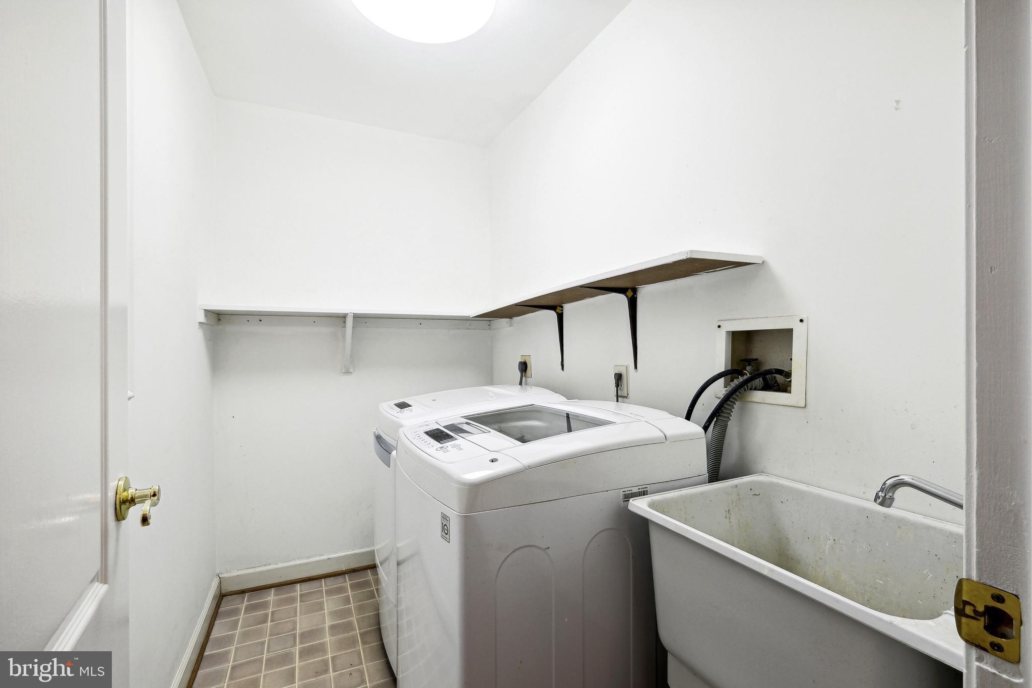 4028 CHANCERY COURT NW