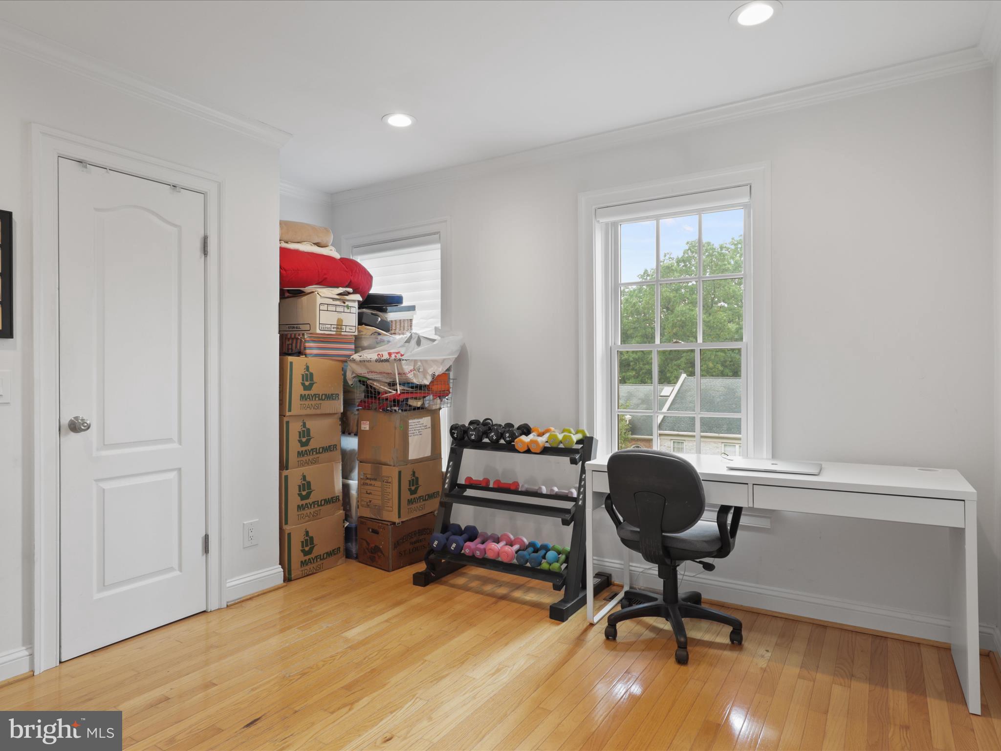 3929 HIGHWOOD COURT NW