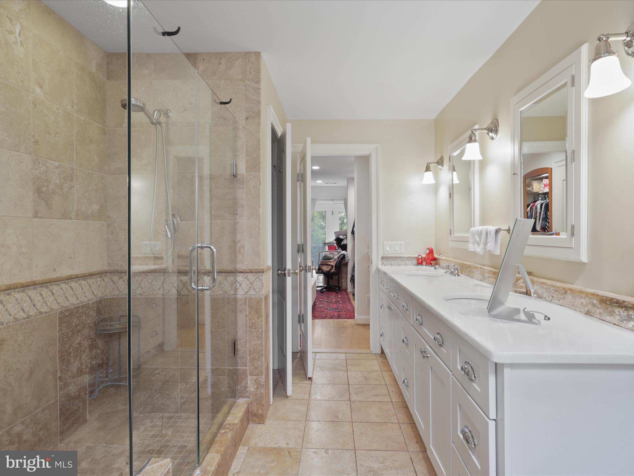 3929 HIGHWOOD COURT NW