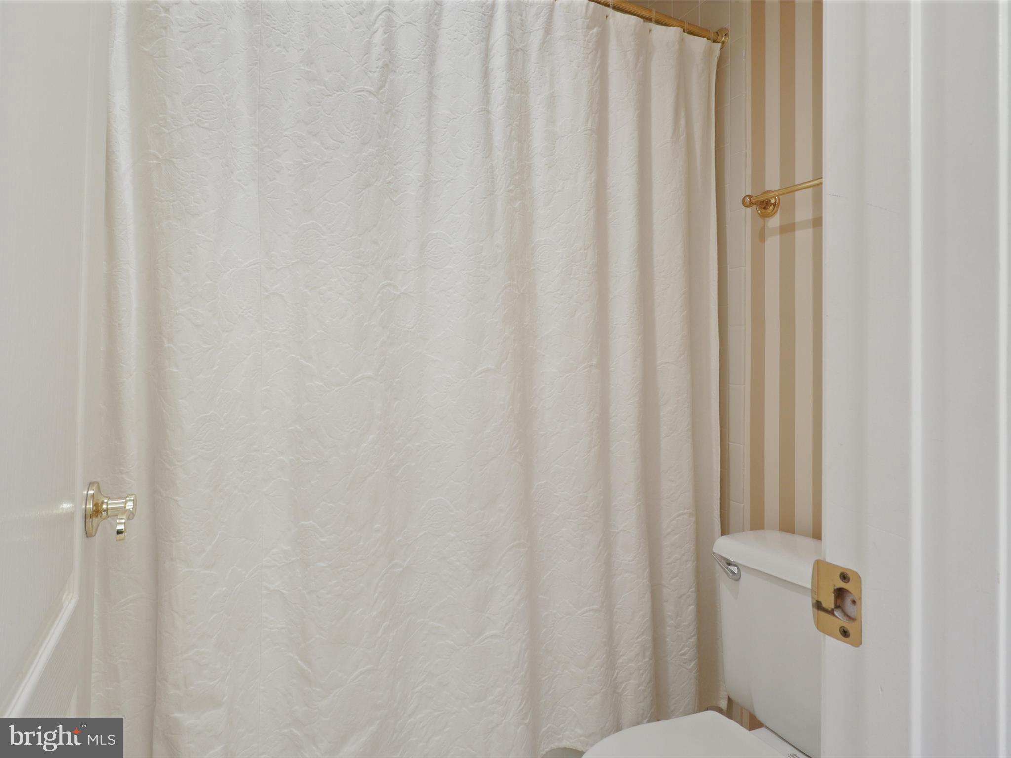 4012 CHANCERY COURT NW