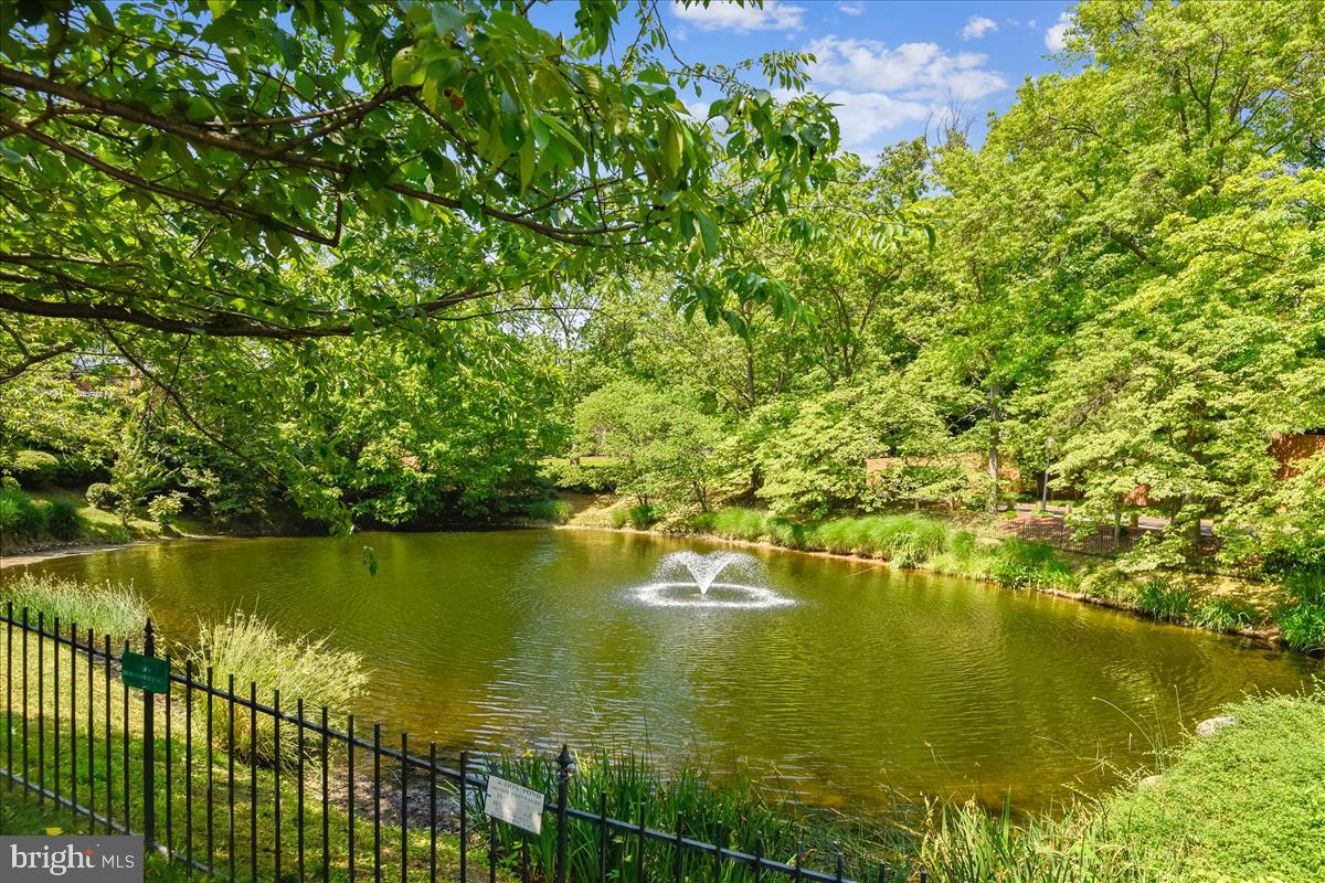 4012 CHANCERY COURT NW