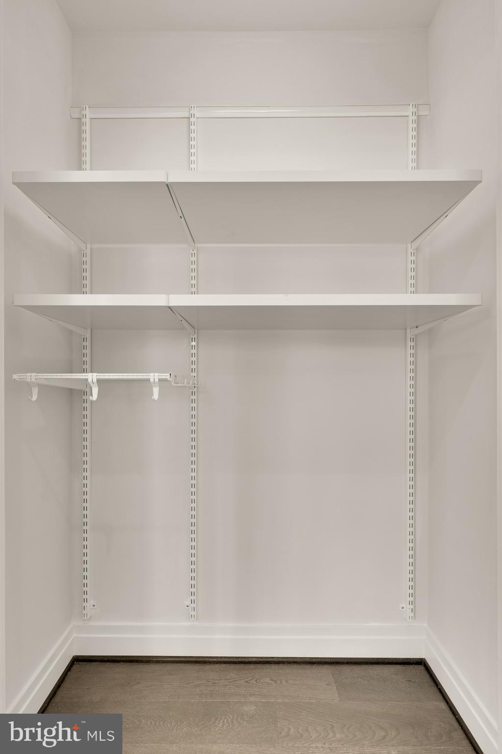 770 PARK ROAD NW 201