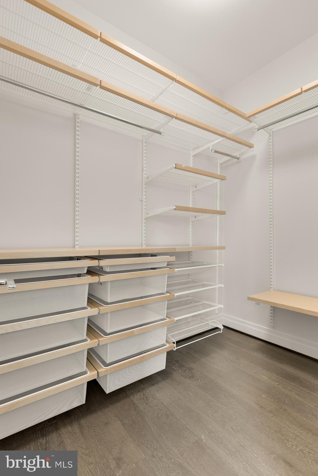 770 PARK ROAD NW 201