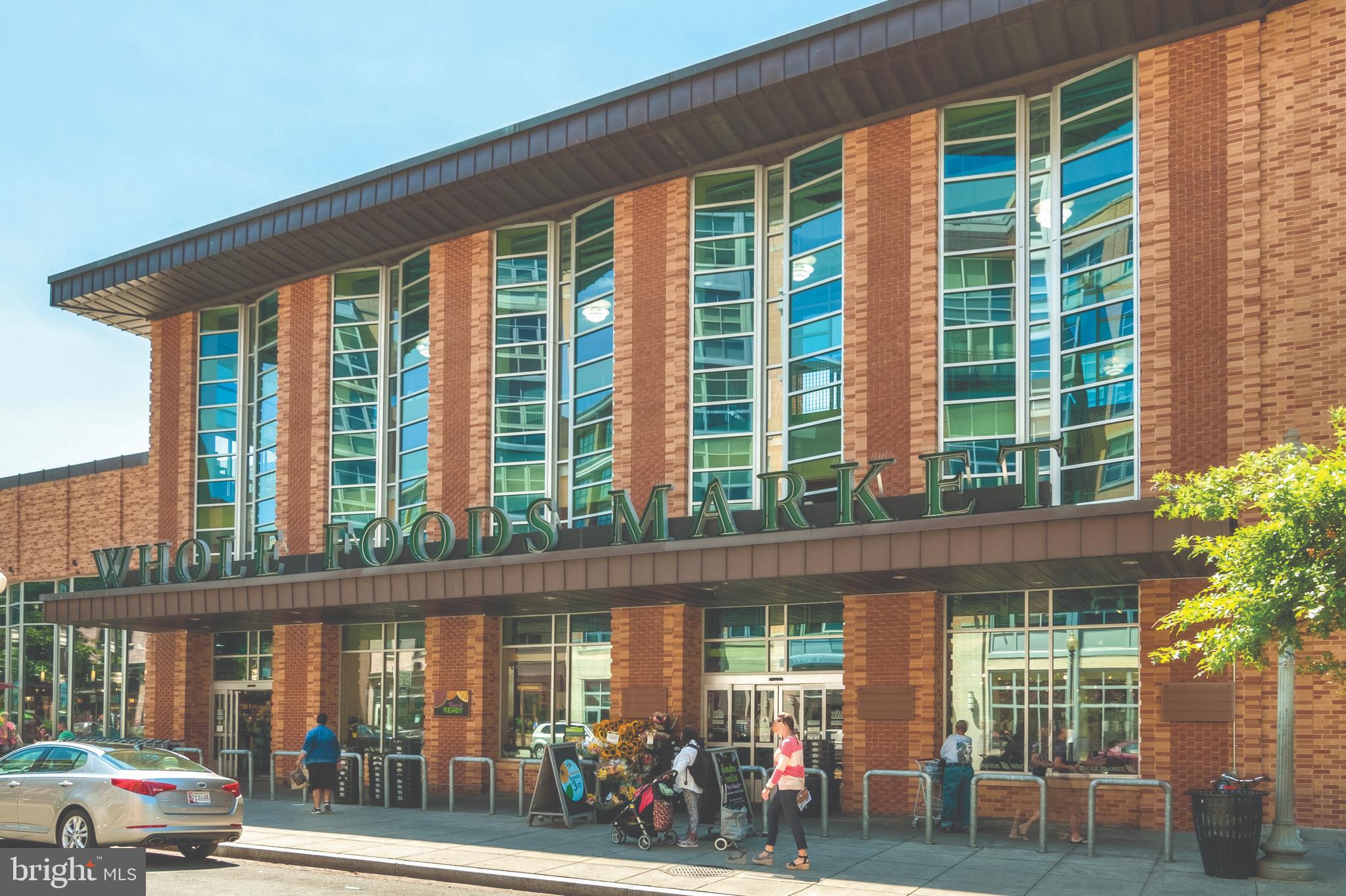 23 LOGAN CIRCLE NW NO. 6