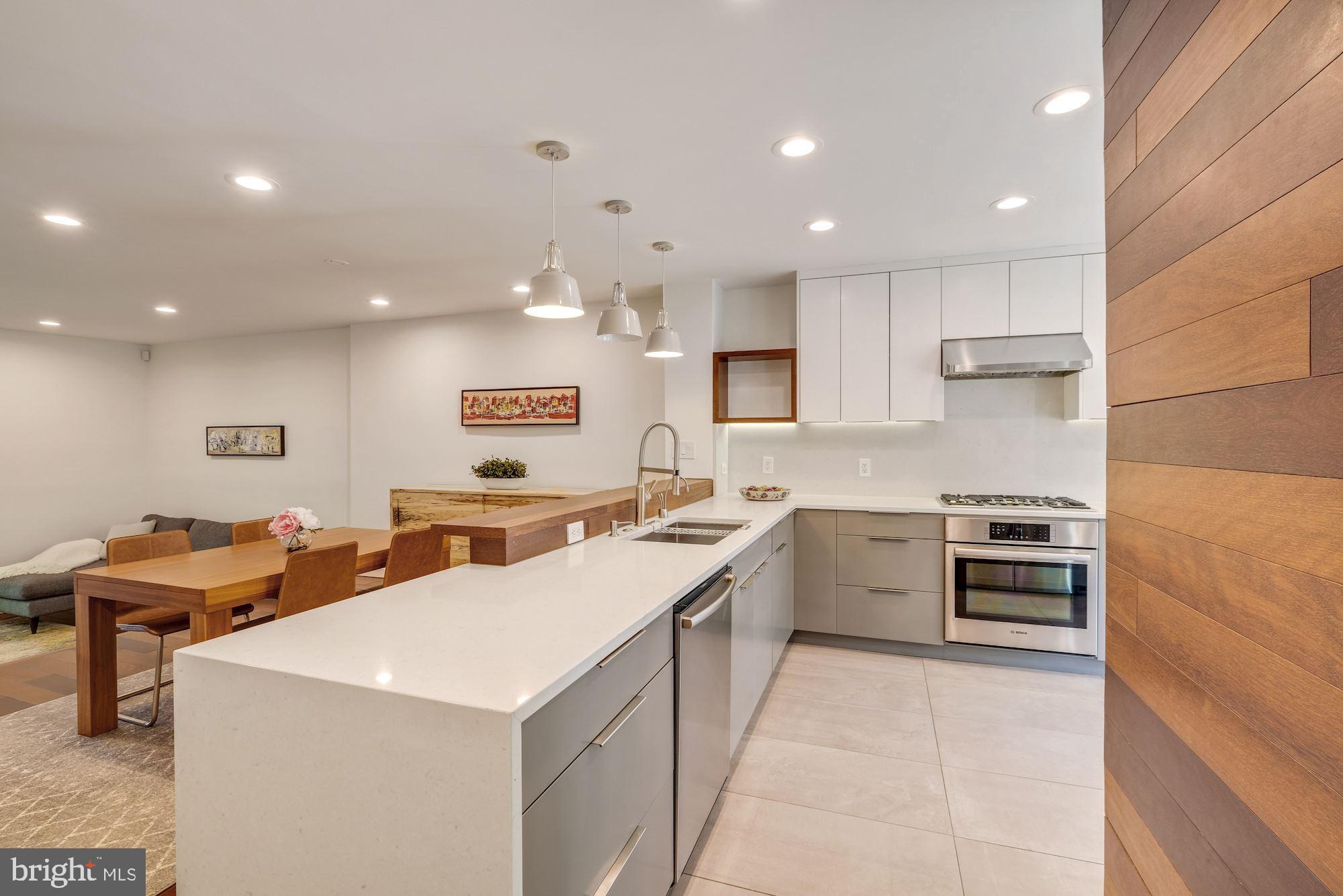 4046 CHANCERY COURT NW