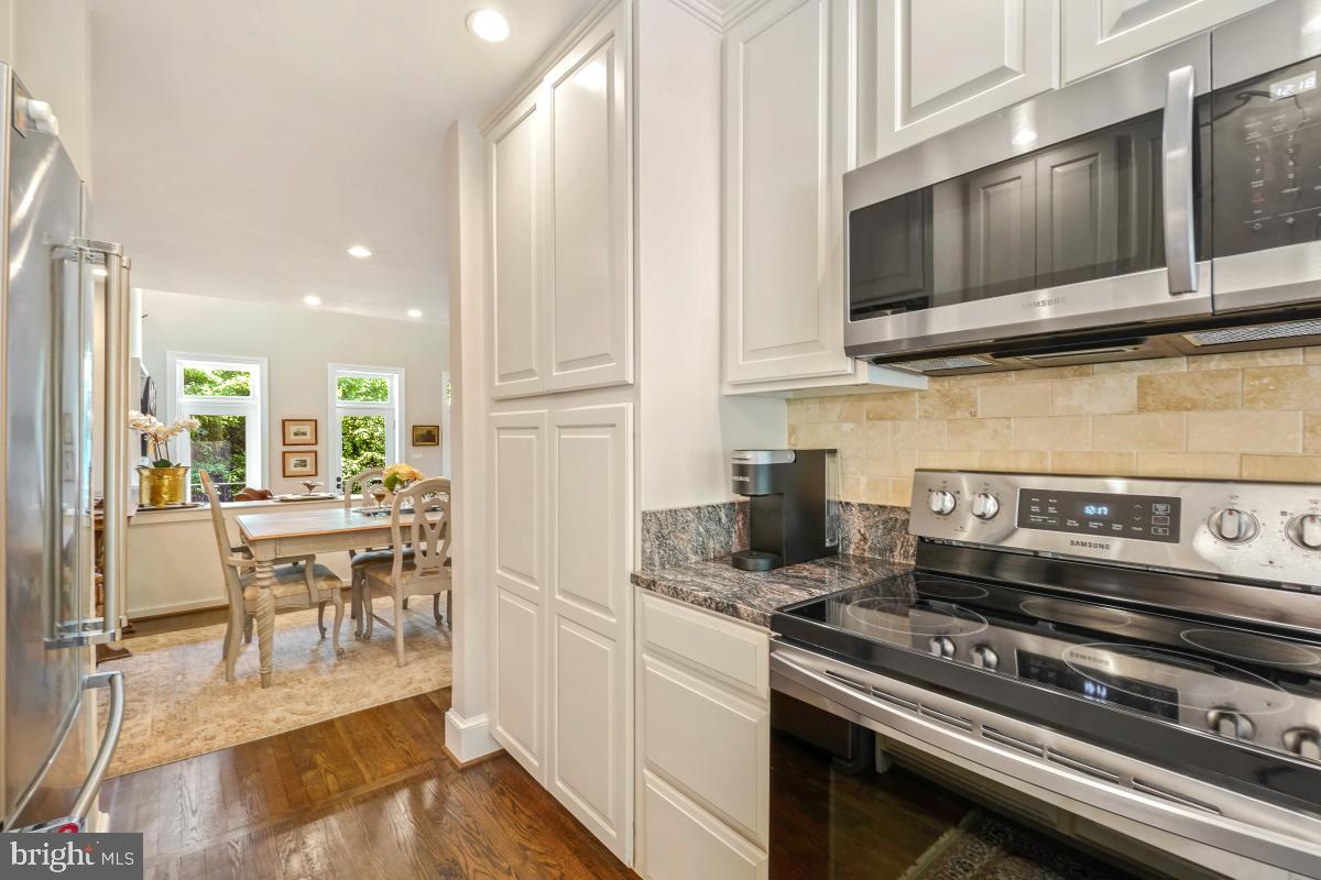 3972 GEORGETOWN COURT NW