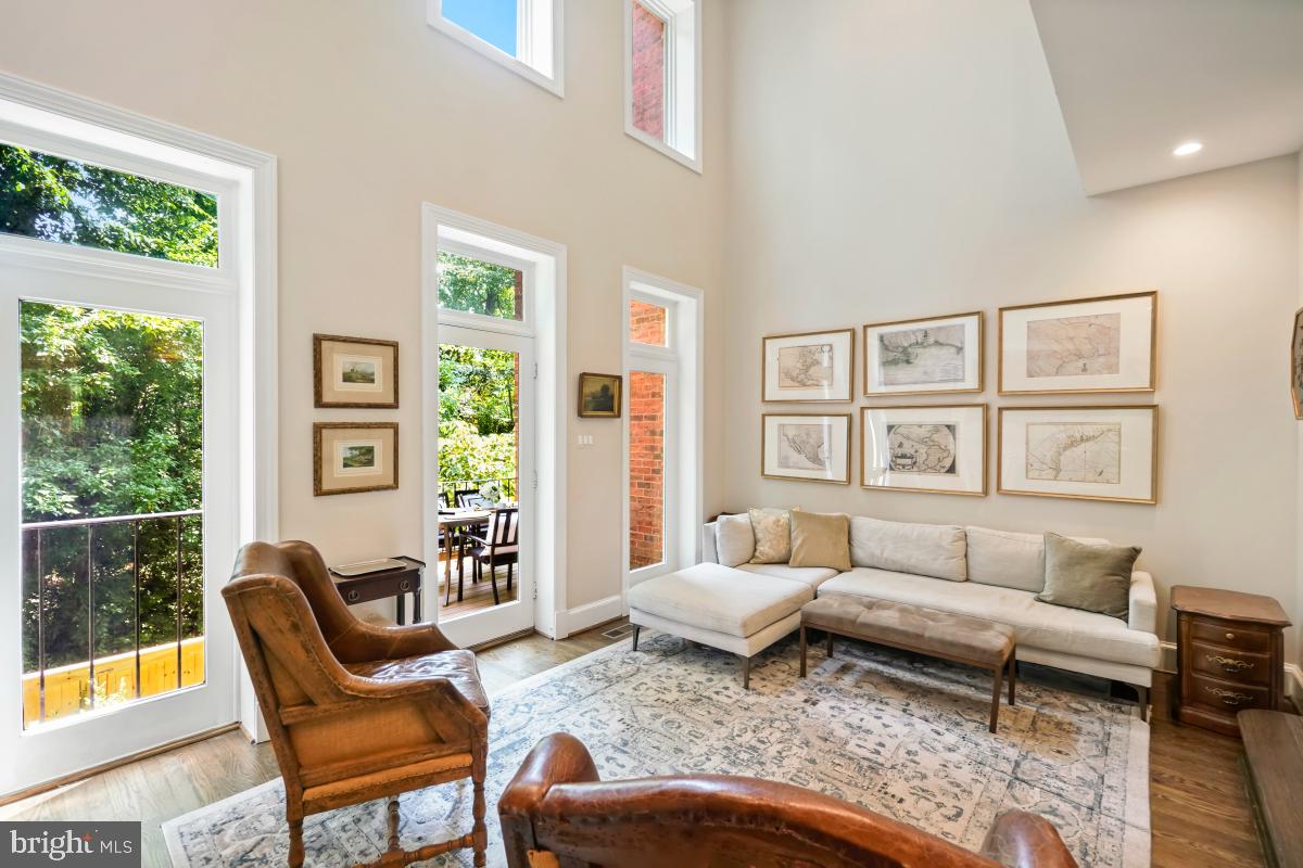 3972 GEORGETOWN COURT NW