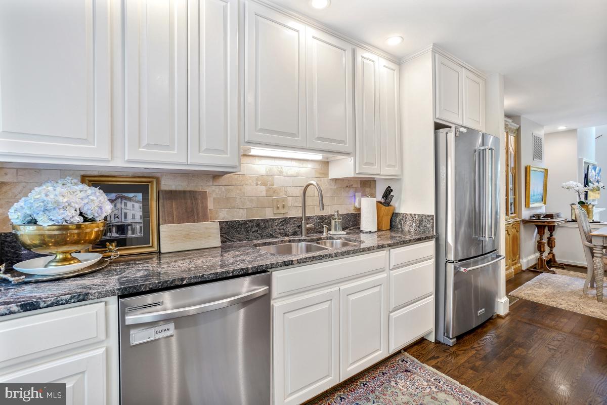 3972 GEORGETOWN COURT NW