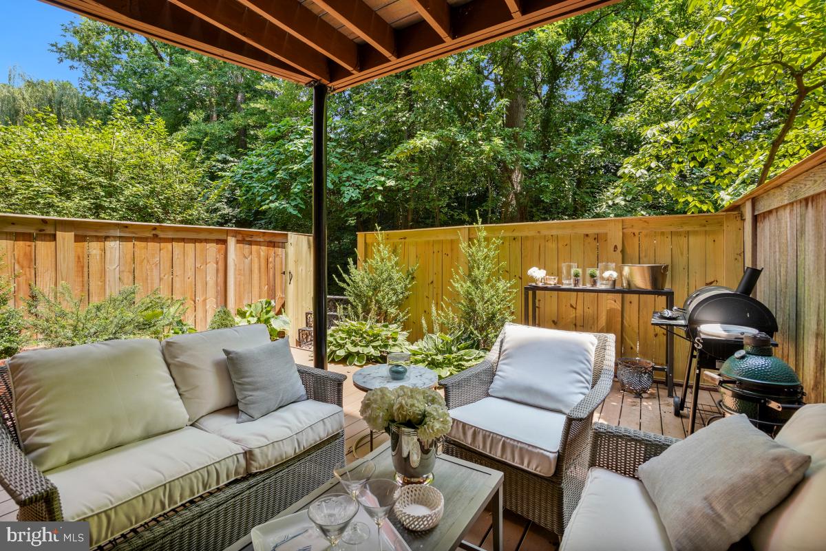 3972 GEORGETOWN COURT NW