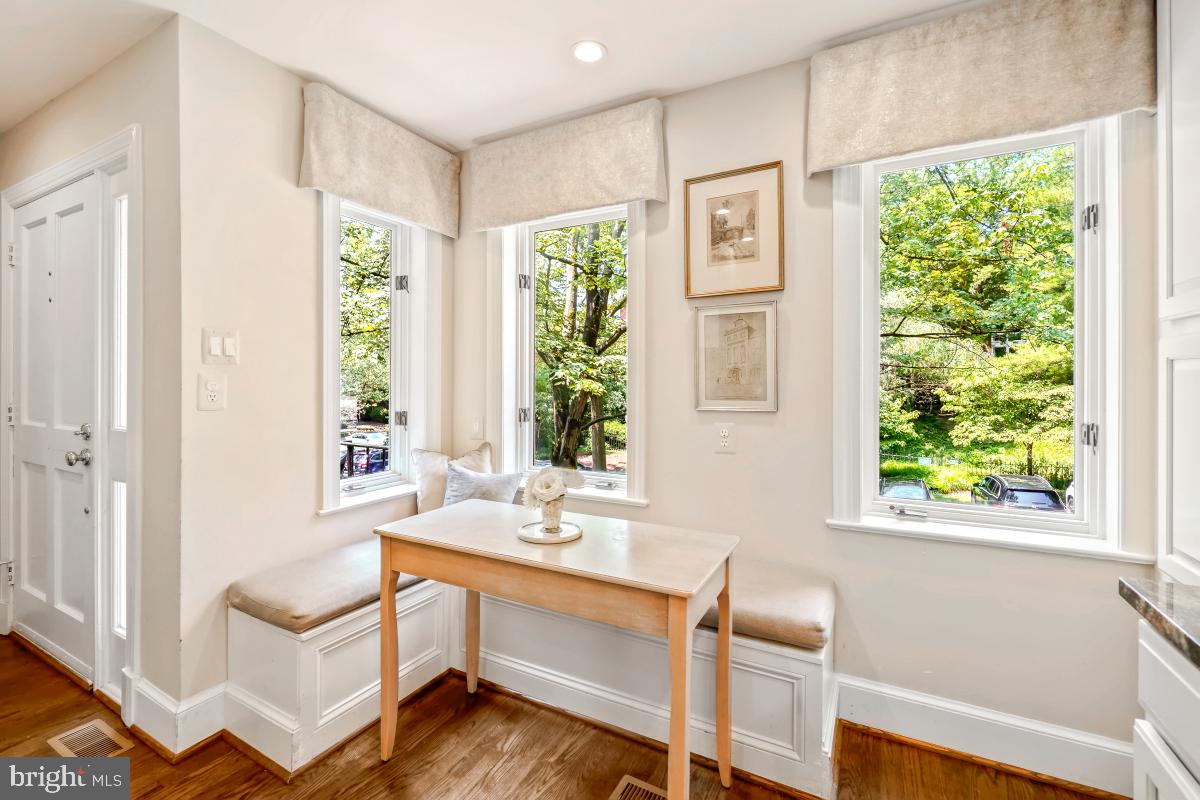 3972 GEORGETOWN COURT NW